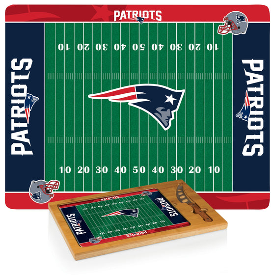 NFL Glass and Wood Cheese Board - New England Patriots